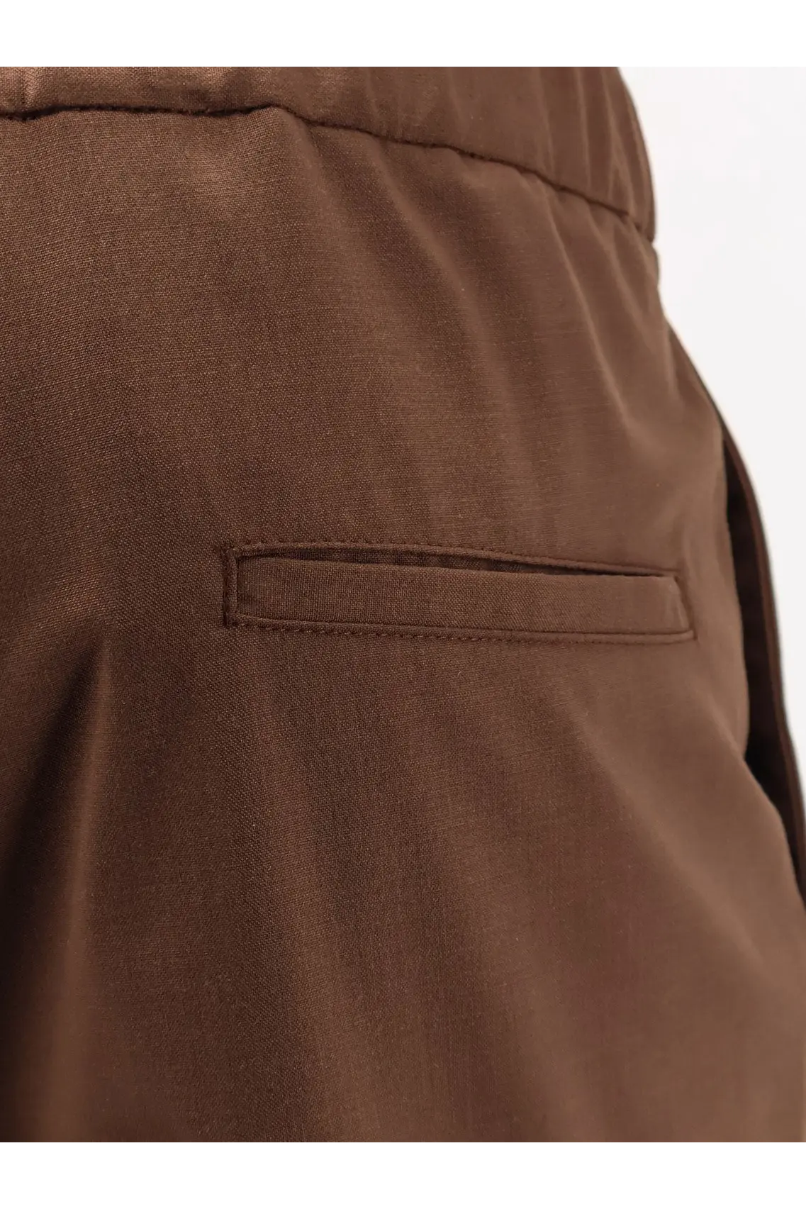 Hevò men’s torre chianca wool blend brown trousers with subtle textured weave and neatly stitched rectangular pocket