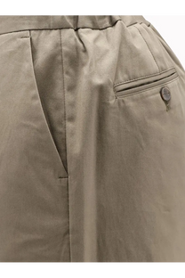 Bevò men’s beige cotton trousers with relaxed fit and subtle pleats paired with torre lapillo linen and viscose shirt