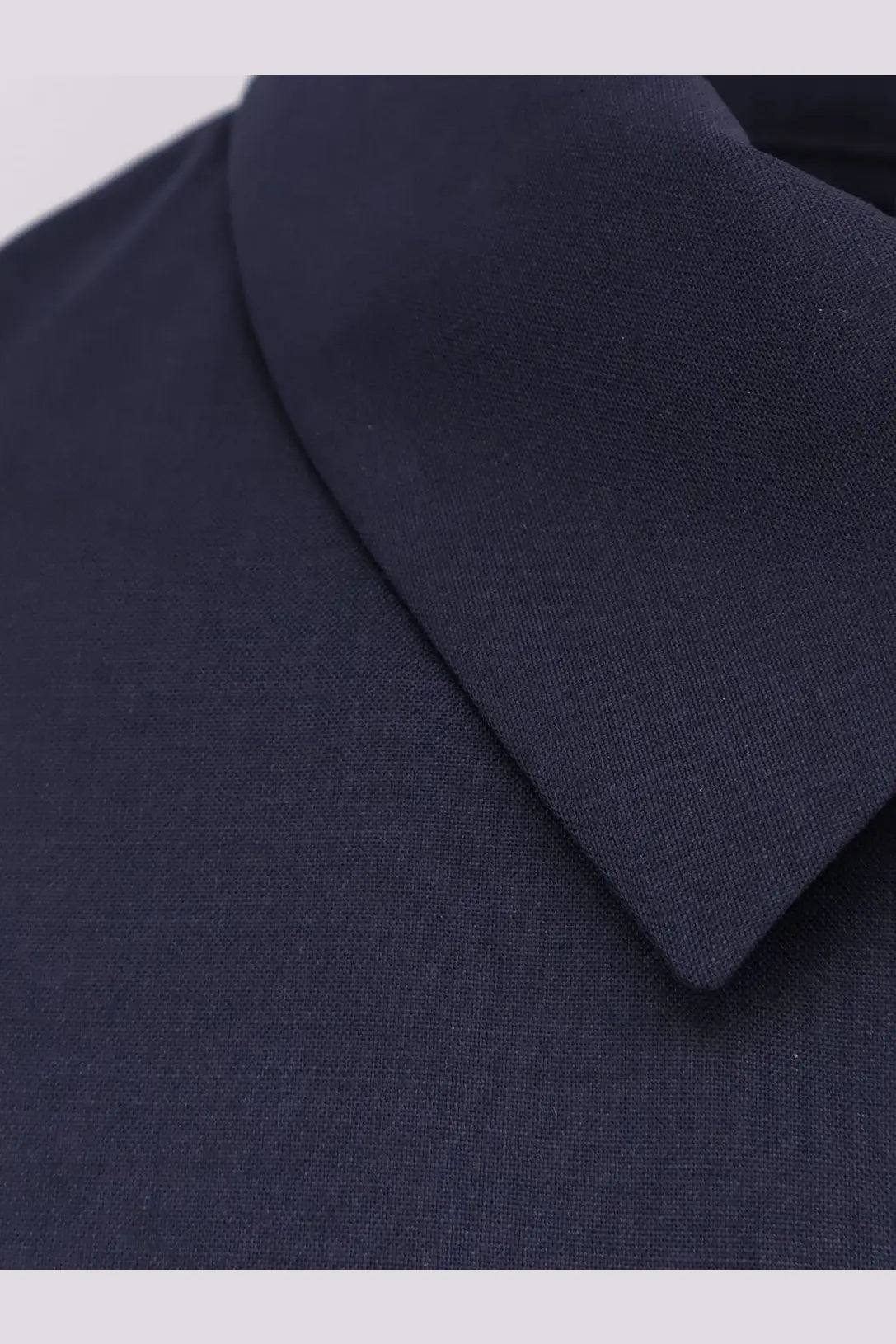 Navy blue textured cotton collar of hevò men’s verdemare wool blend jacket blue showing key material details