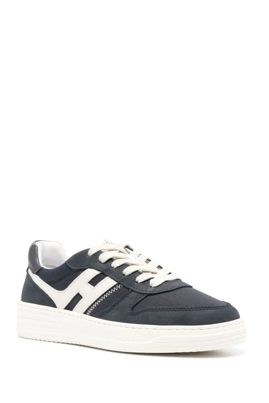 Hogan men’s sneaker h630 in pelle blue features dark navy suede mesh low-top with white laces and off-white sole