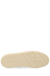 Cream-colored rubber sole with wavy tread and embossed hogan logo on beige leather hogan womens sneaker