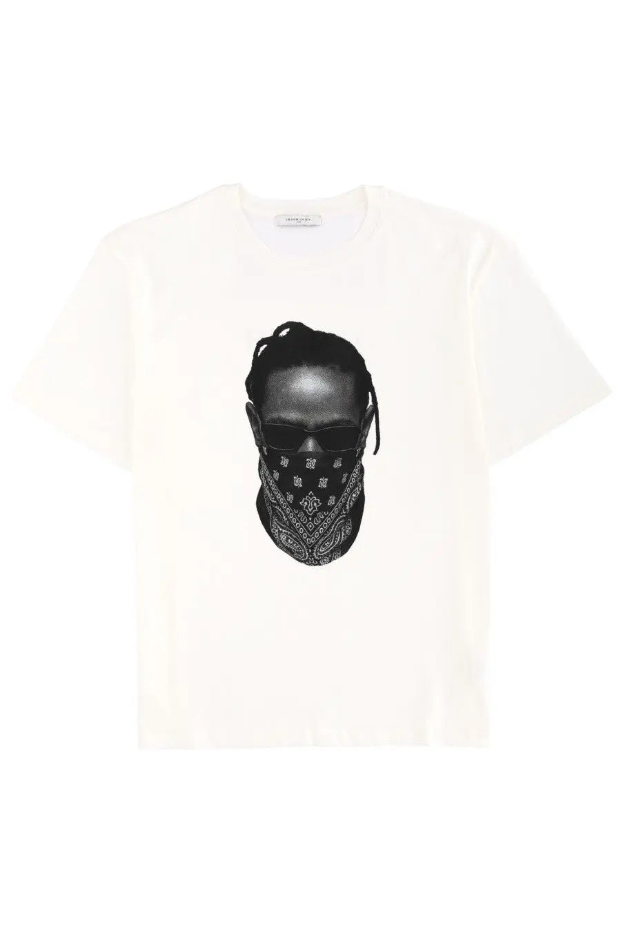 Off-white cotton t-shirt by Ih Nom Uh Nit featuring a black-and-white graphic of a person with sunglasses and bandana