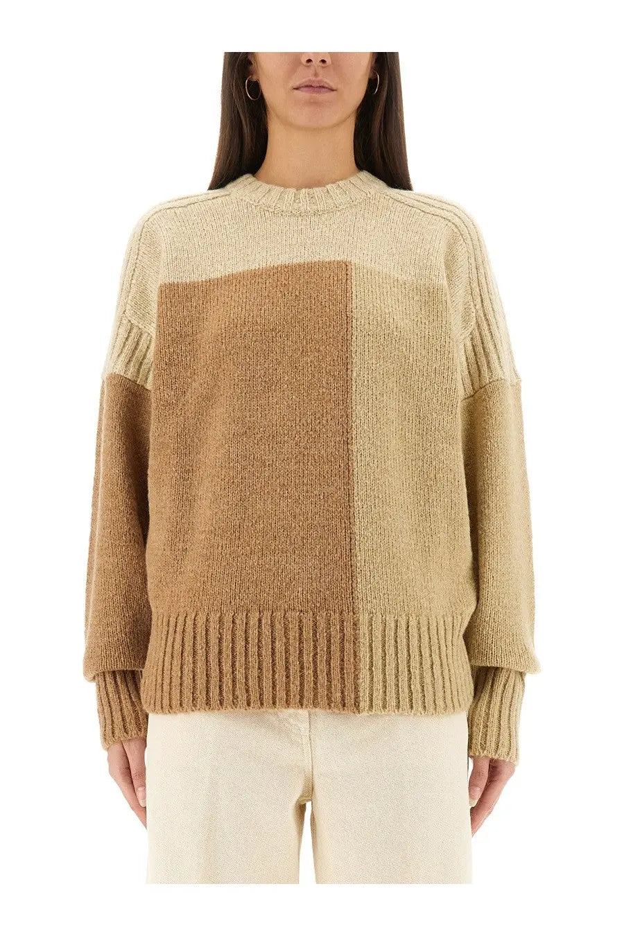 Isabel Marant Étoile women’s oversized knit sweater in two-tone beige and tan with ribbed cuffs and hem