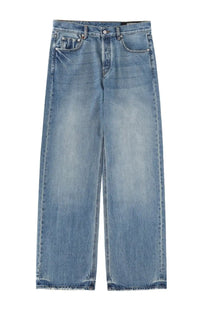 Jacquemus men’s light-wash denim jeans blue with straight-leg cut and frayed hems