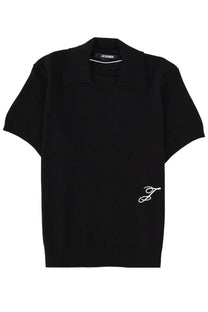 Jacquemus men’s le polo maille black short-sleeved knit polo shirt with white embroidered j logo on left chest and collar branding