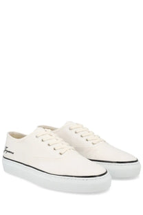 Jacquemus men’s sneaker é é white low-top canvas sneakers with black stitching and subtle brand logo on the side