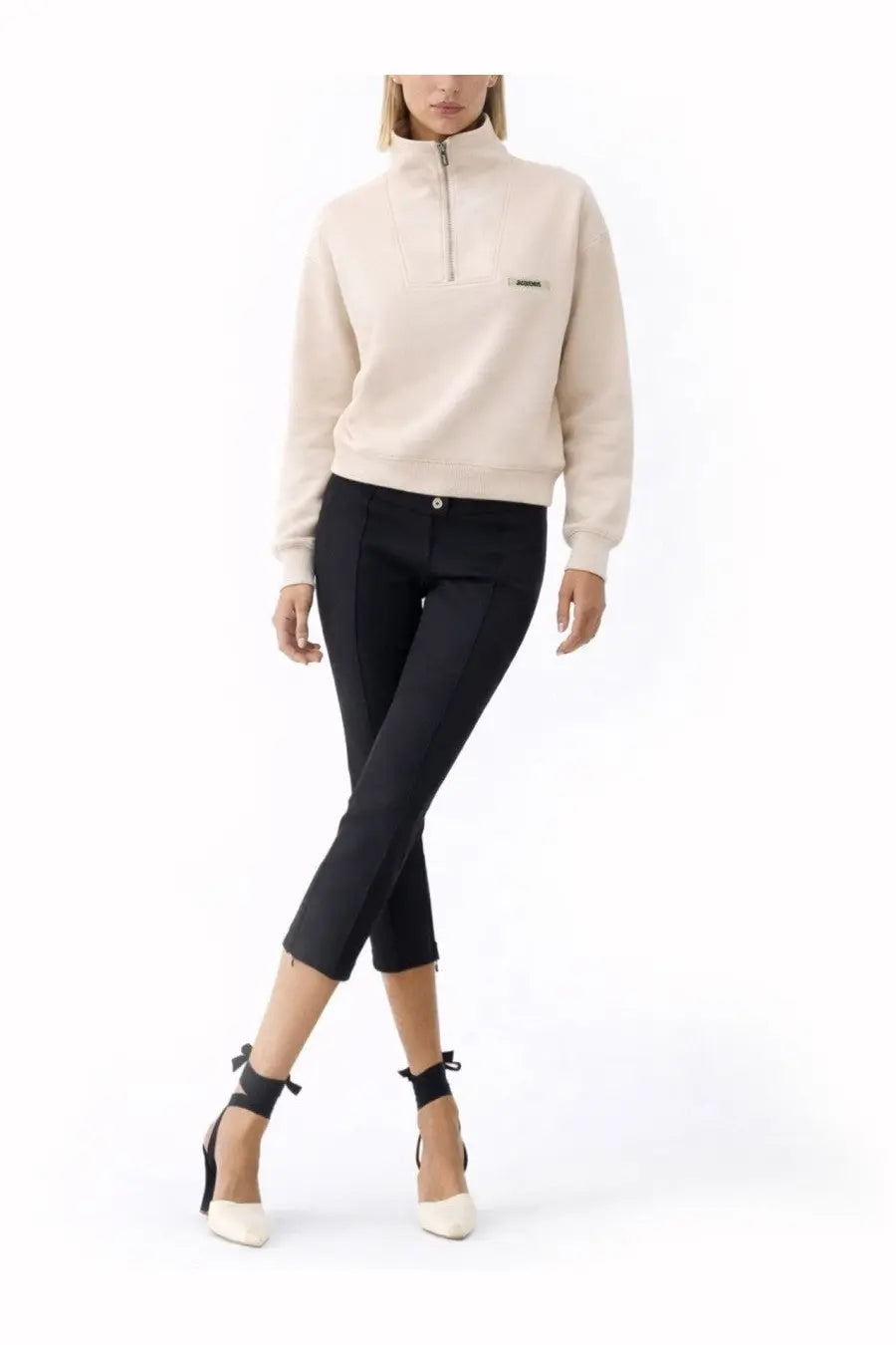 Beige jacquemus women’s grosgrain half-zip sweatshirt with small embroidered logo on the chest in soft fabric