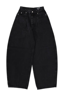 Jacquemus women’s jeans ovalo black high waisted wide leg denim jeans with relaxed straight cut and silver hardware