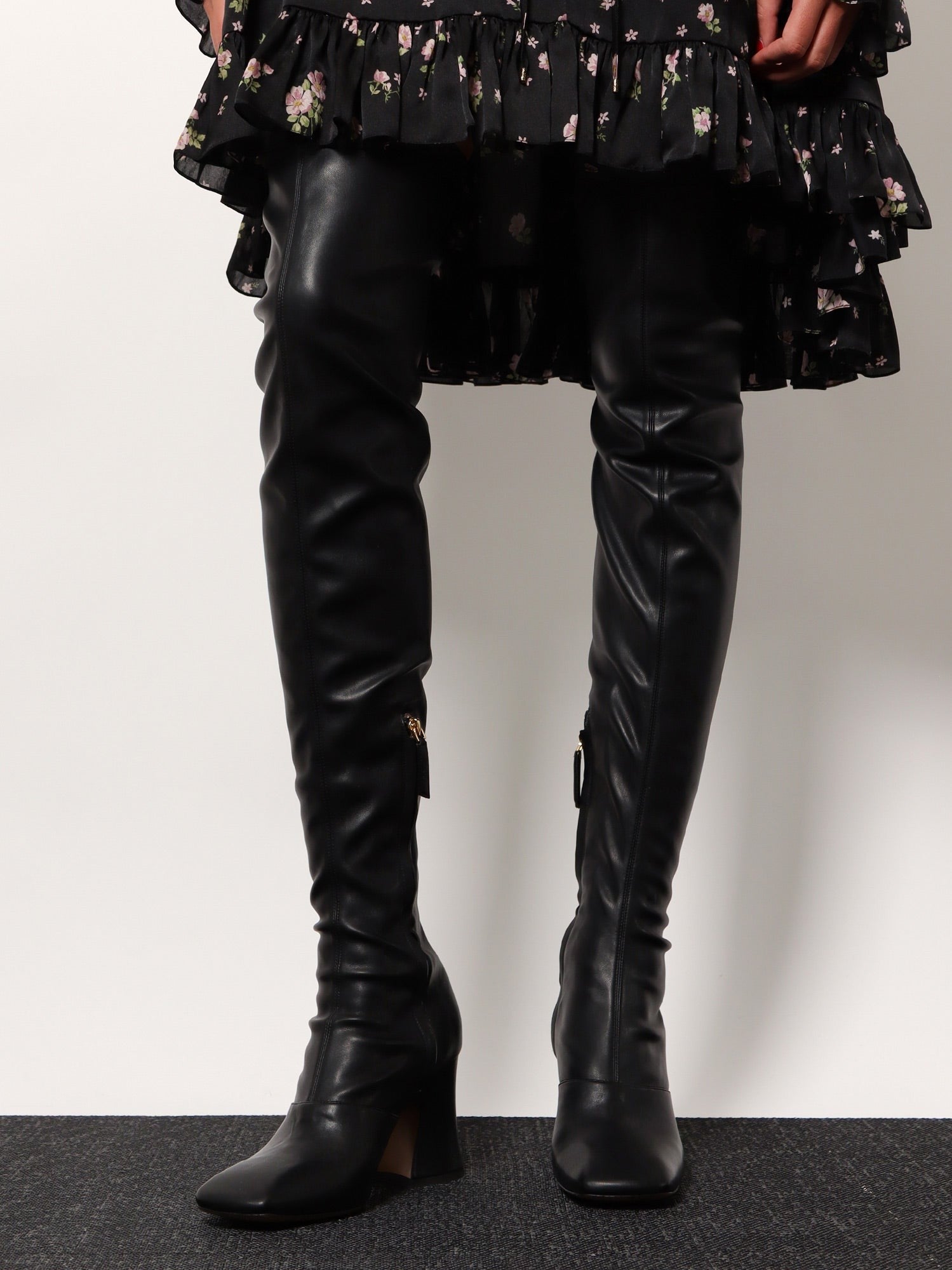 Chloé Women's Janis over the Knee Leather Boots Black