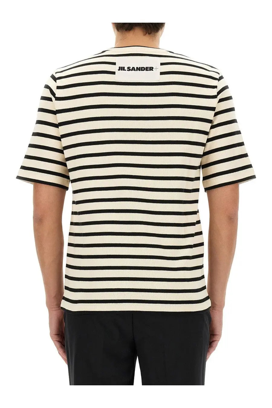 Jil sander men’s striped short-sleeved t-shirt in black and off-white with white label at the back of the neck