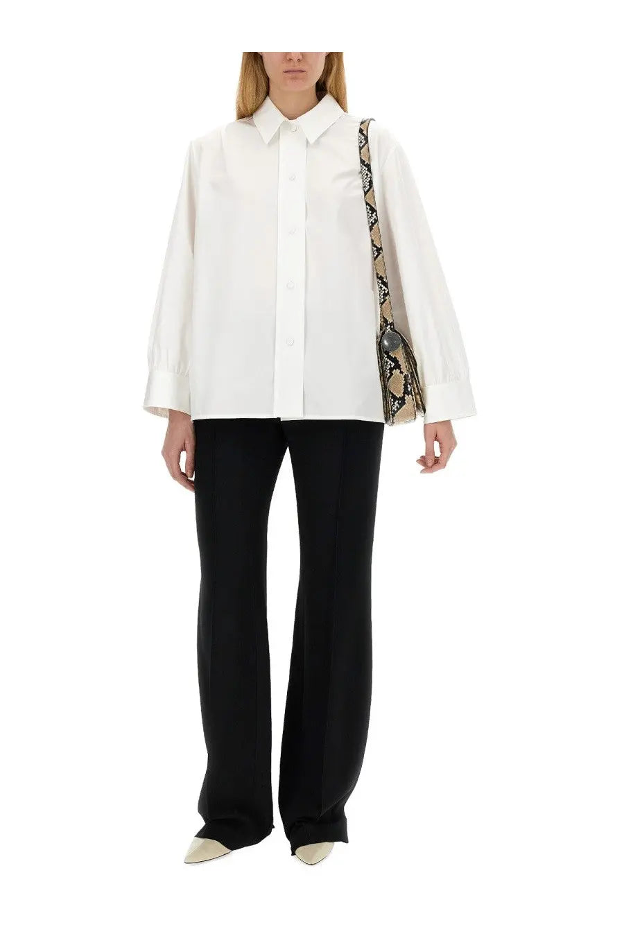 Jil sander women’s white button-down shirt with long sleeves and classic collar in cotton material