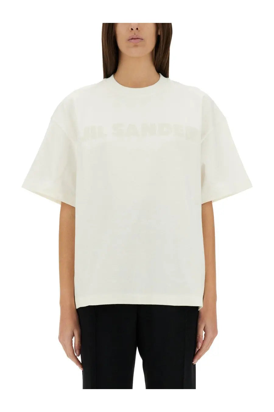 Off-white oversized crewneck t-shirt with subtle embossed logo across chest jil sander women’s shirt white