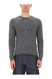 Jw anderson men’s jersey grey heather gray textured knit sweater with subtle embroidered logo on the chest