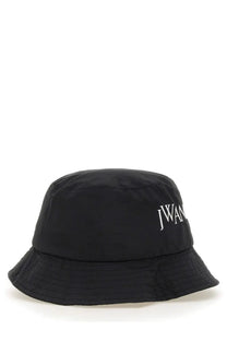 Black bucket hat with white embroidered jwand logo from jw anderson unisex cappello bucket black collection