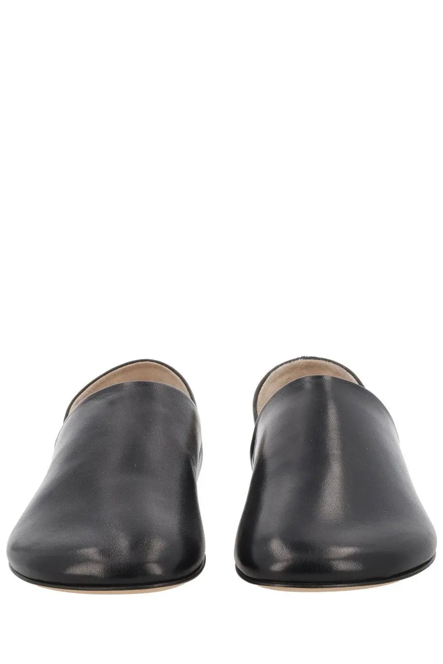 Jw anderson women’s black leather slip-on loafers with smooth polished finish and rounded toe