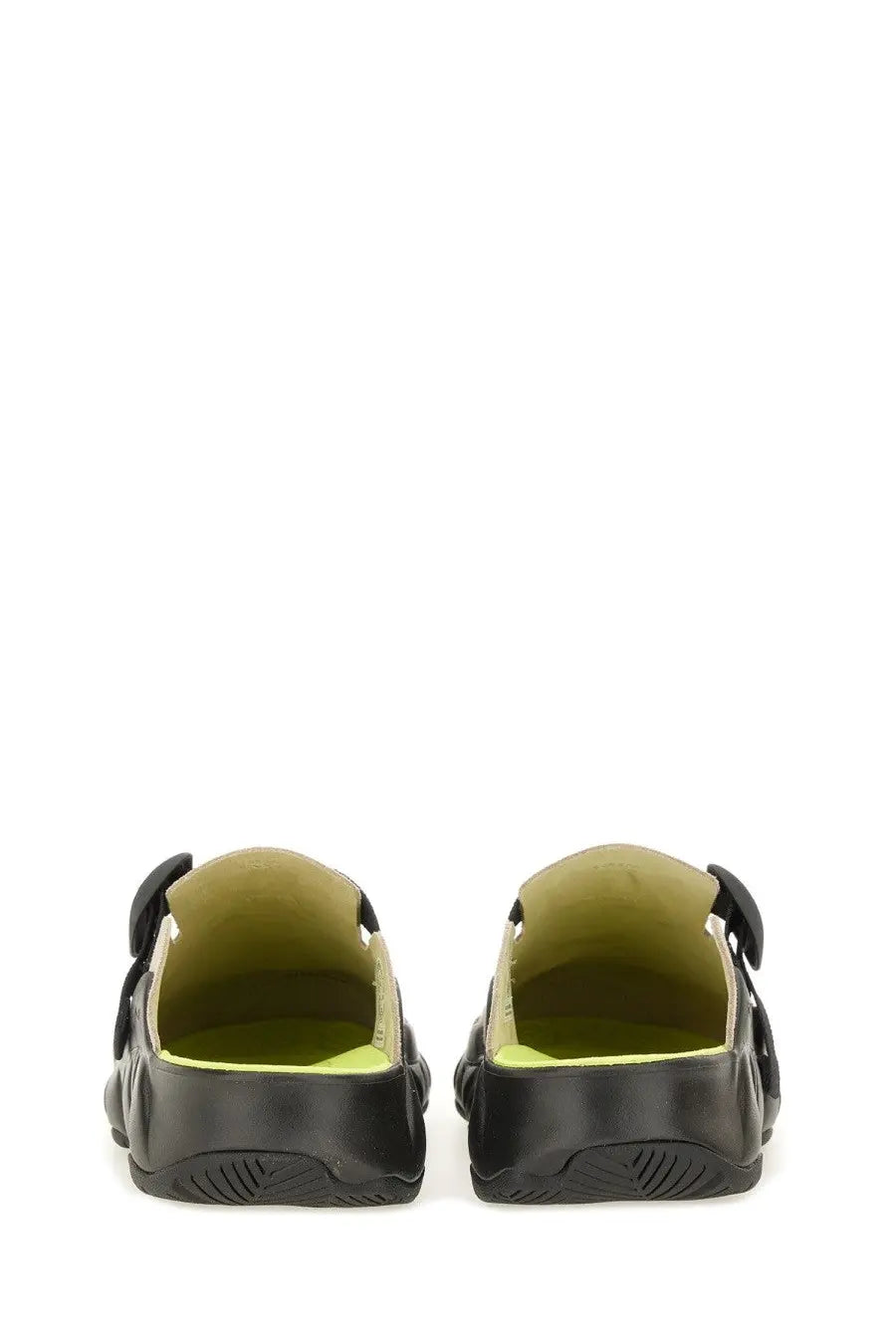 Keen men’s clog hyperport black sandals with lime green lining and adjustable strap closures for casual wear