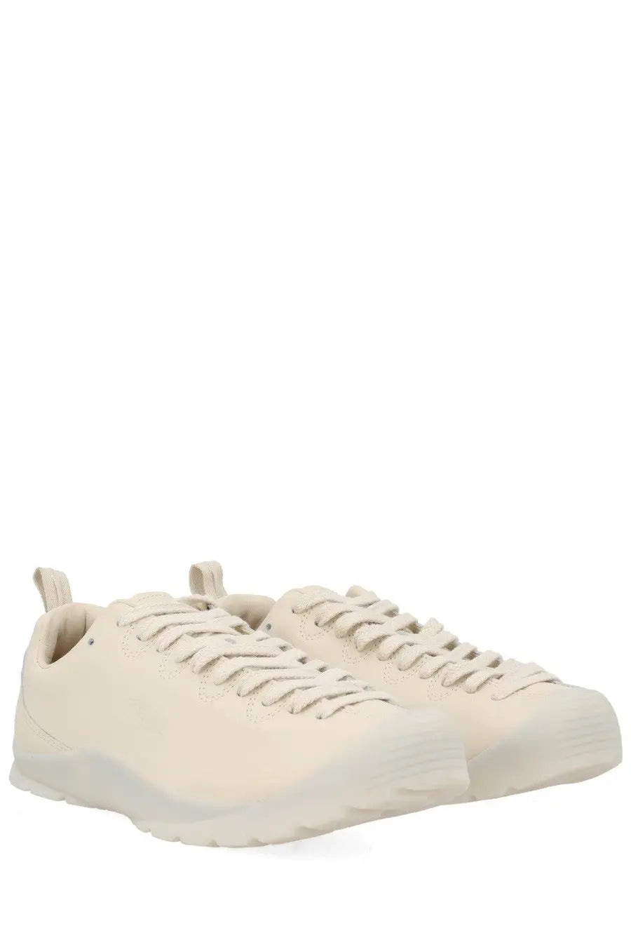 Keen women’s Jasper SE1 cream-colored suede sneakers with minimalist design and matching laces in white