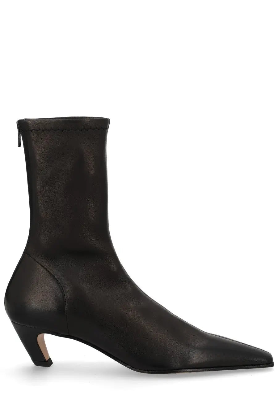 Khaite women’s stivale con tacco Arizona black black leather ankle boot with pointed toe and low block heel viewed from back