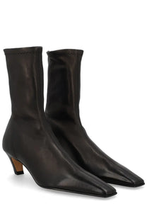 Khaite women’s stivale con tacco arizona black sleek black leather ankle boots with pointed toe and low heel