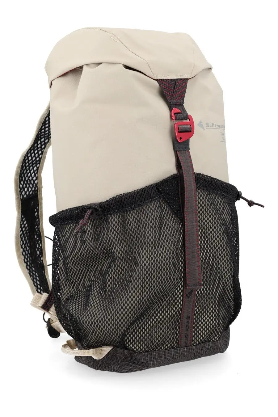 Beige and black mesh klättermusen men’s zaino fjörm 18l backpack with red buckle accents and durable design