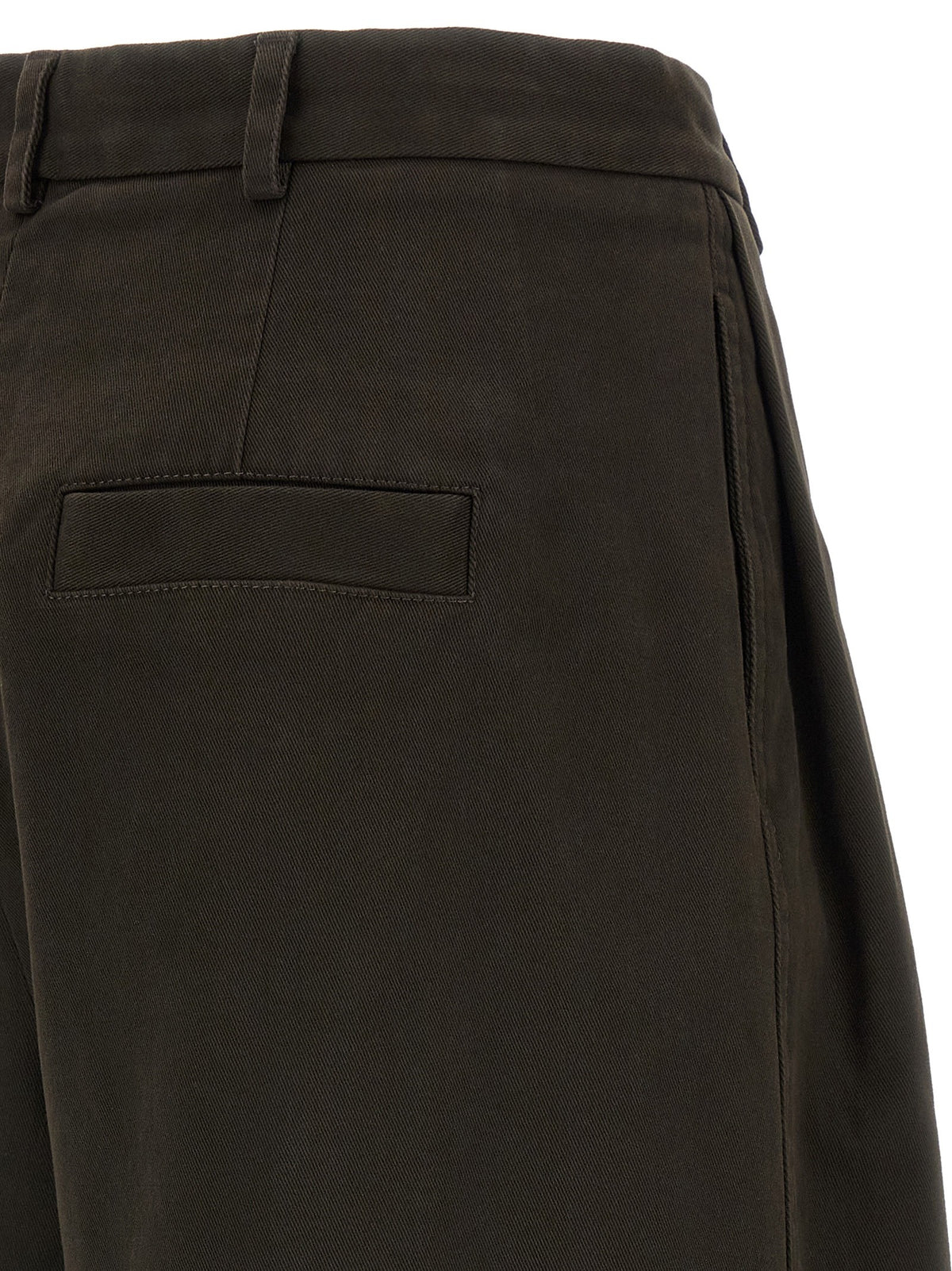 TELA Lake Bermuda Shorts Black