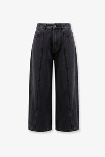 Lamrons women’s balloon fit black denim jeans feature high waist black wide-leg denim pants with straight seams