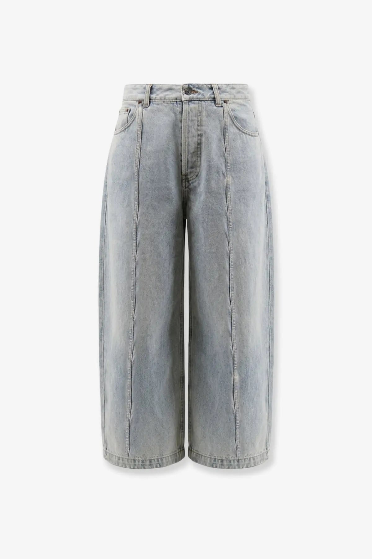 Lamrons women’s balloon fit blue light-wash denim wide-leg shorts with high waist and visible stitching