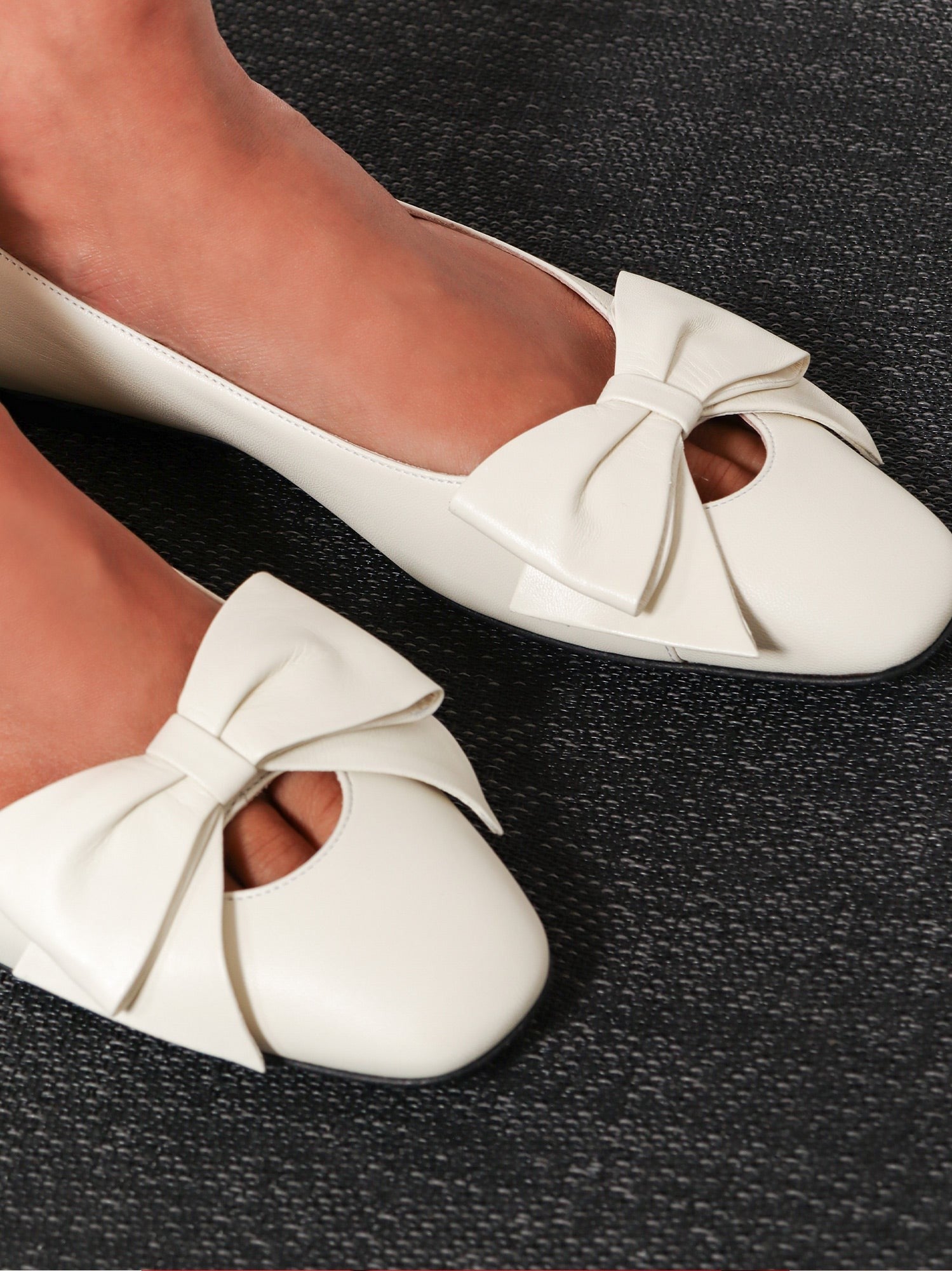 Valentino Women's Leather Bowow Ballerinas White