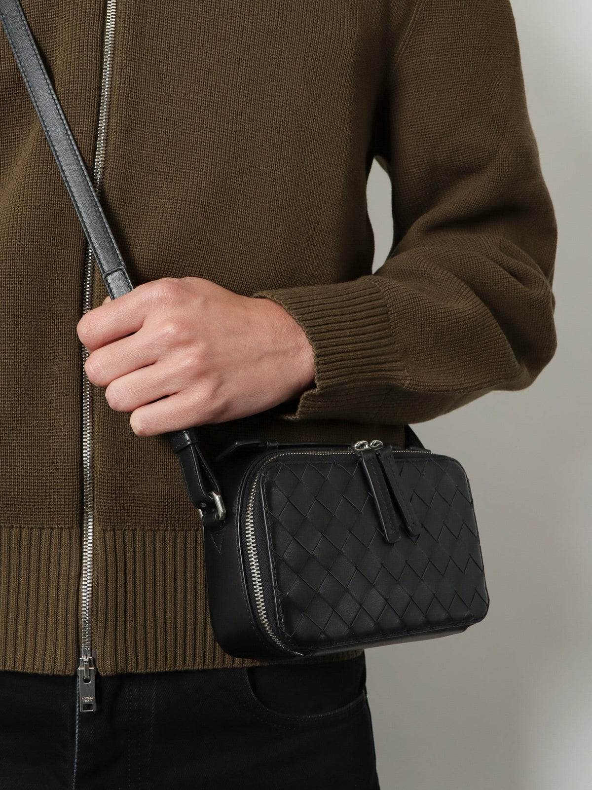 Bottega Veneta Men's Leather Clutch Bag Black