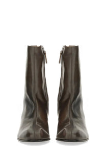 Our Legacy women’s boot Karasu brown dark brown leather ankle boots with sleek minimalist design and inner side zippers