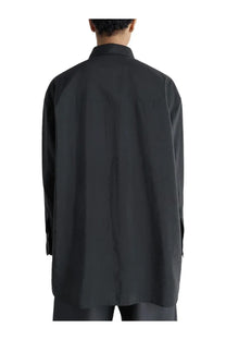 Black oversized long shirt by lemaire with minimalist design and subtle texture in grey fabric