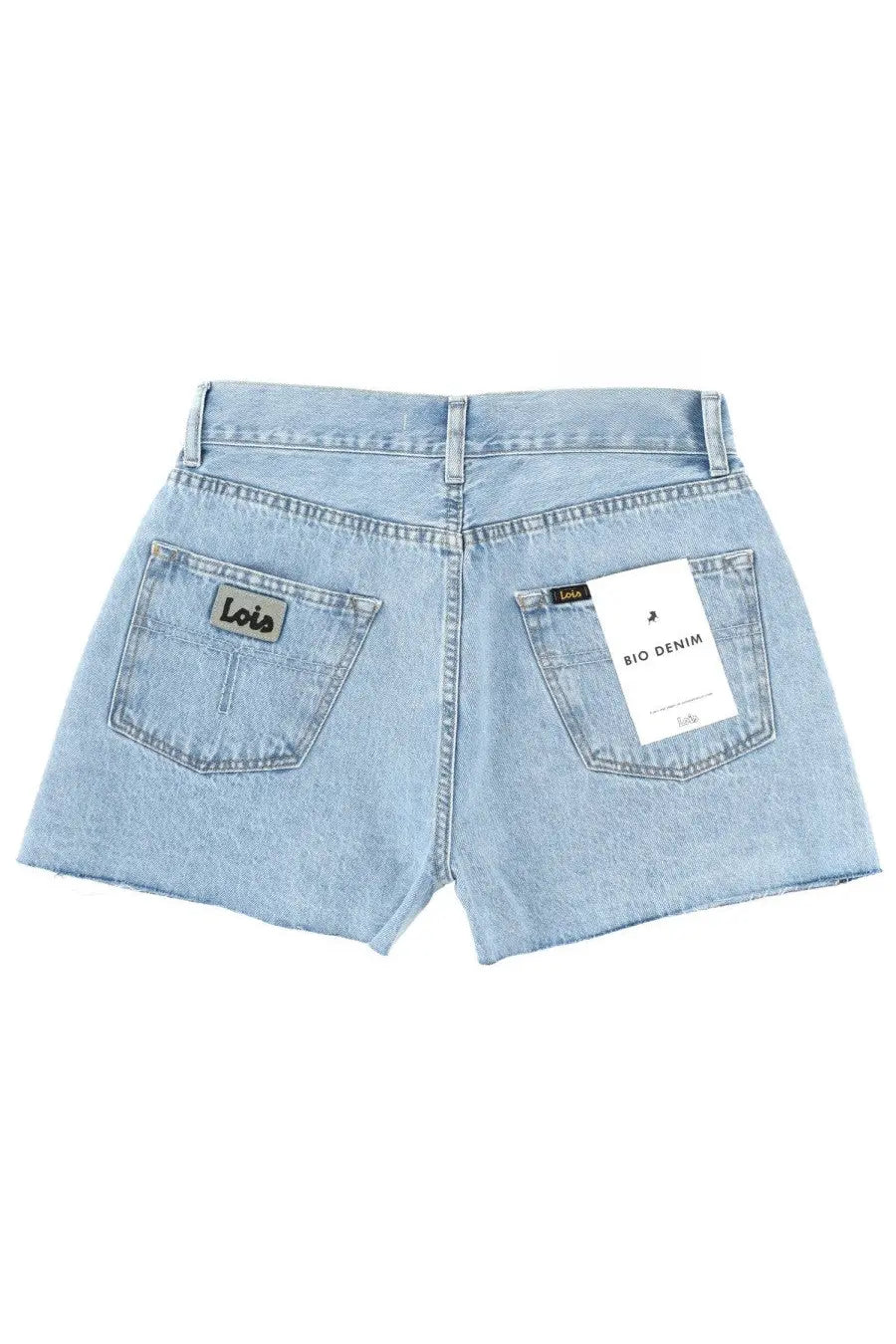 Back side of Lois Jeans women’s light-wash denim shorts Sandra Blue with frayed hem and branded patches on pockets