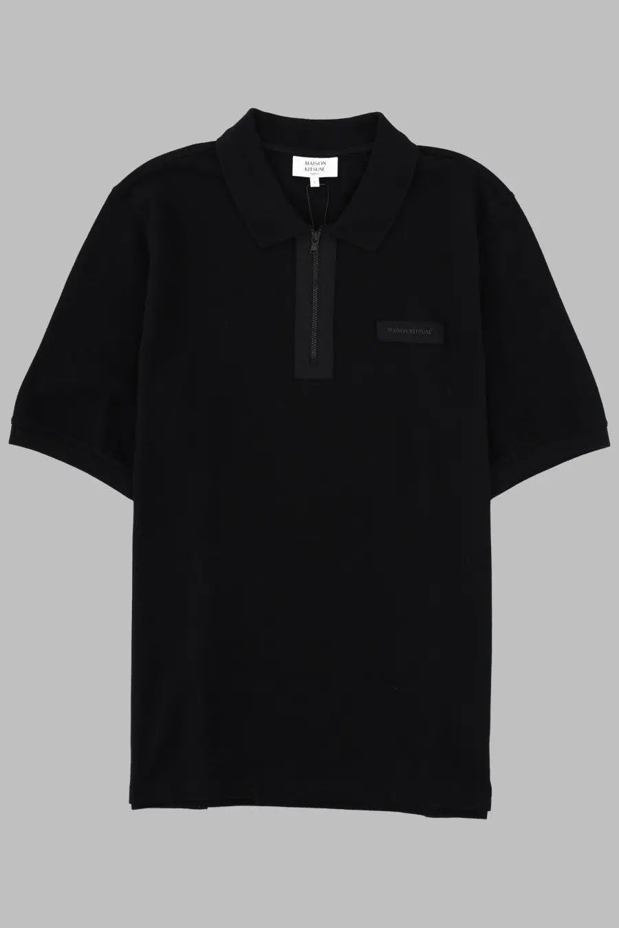 Maison Kitsuné men’s black short-sleeved polo shirt with front zipper and chest patch in soft cotton material