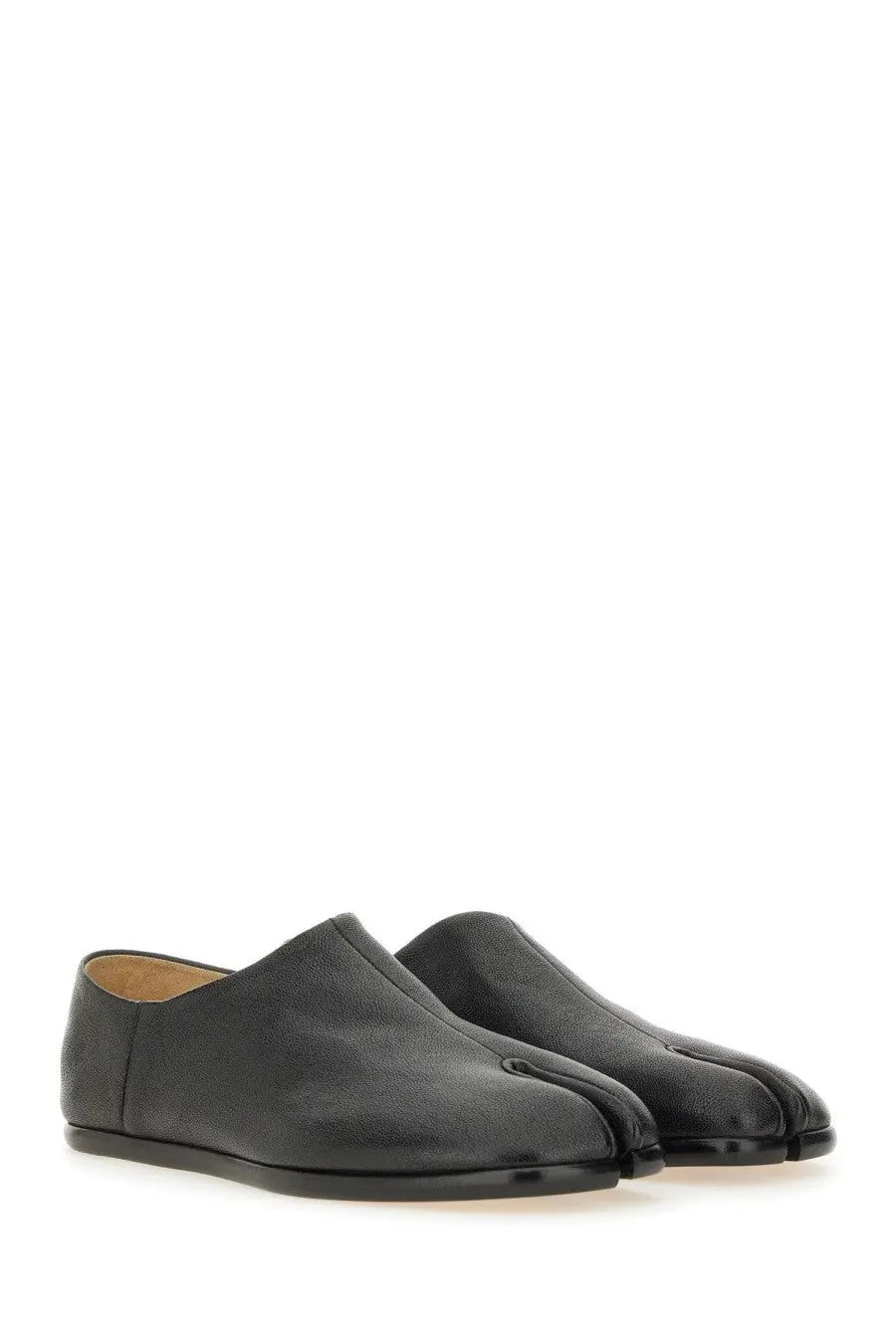 Maison Margiela men’s black leather tabi mules with minimalist design and stitched toe separation visible from the back