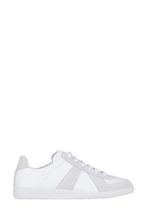 Maison Margiela men’s Replica sneaker white low-top with clean minimalist design and contrasting white and light gray panels