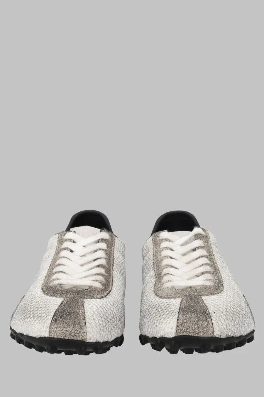 Maison Margiela men’s sneaker sprinters low top white with white and silver snakeskin pattern and black rubber soles