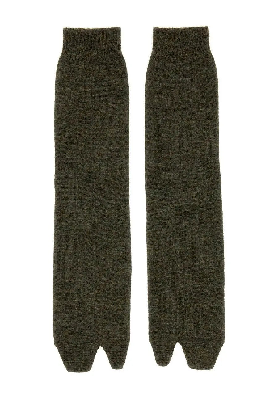 Maison Margiela men’s tabi socks in dark olive green knitted fabric with ribbed cuff and heel for toe separation