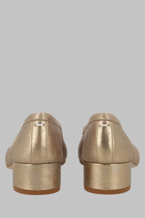 Maison Margiela women’s ballerina new tabi gold gold metallic leather loafers with low block heel and white stitching detail
