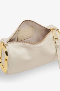 Marc Jacobs women’s snapshot cream leather crossbody bag with gold hardware and circular clasp in white