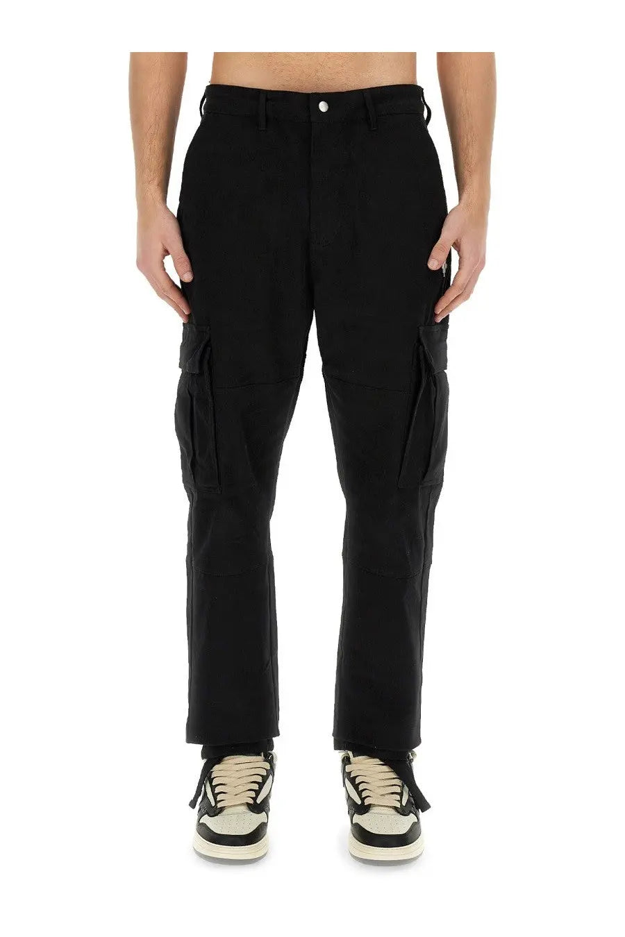 Marcelo Burlon County Of Milan men’s black cargo pants with multiple side pockets and straight-leg cut