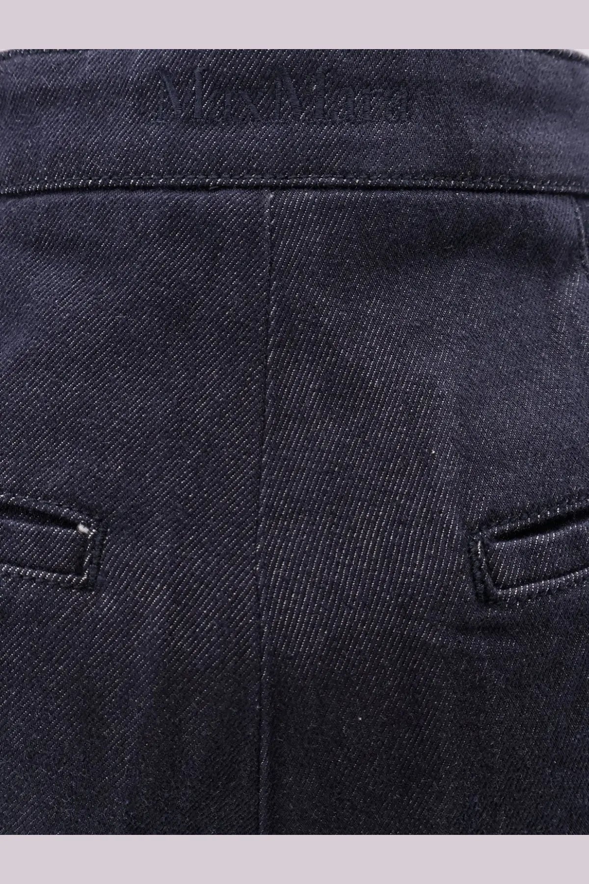 Max Mara women’s blue denim bermuda shorts with dark blue woven texture and stitched pocket details