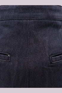 Max Mara women’s blue denim bermuda shorts with dark blue woven texture and stitched pocket details