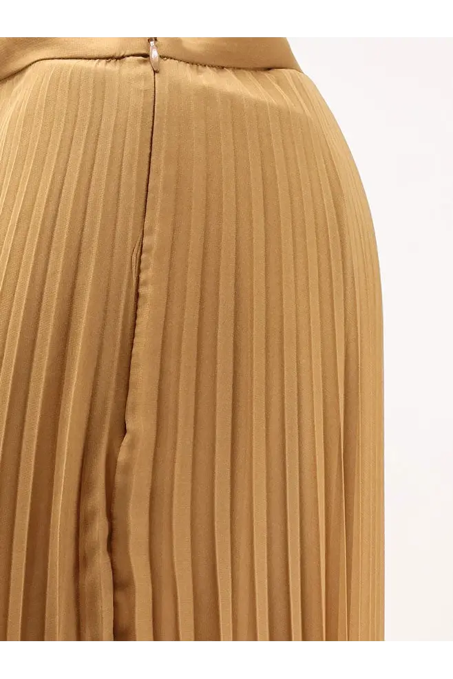 Tan pleated satin skirt with central zipper at the waist from max mara womens mxegrembo beige collection