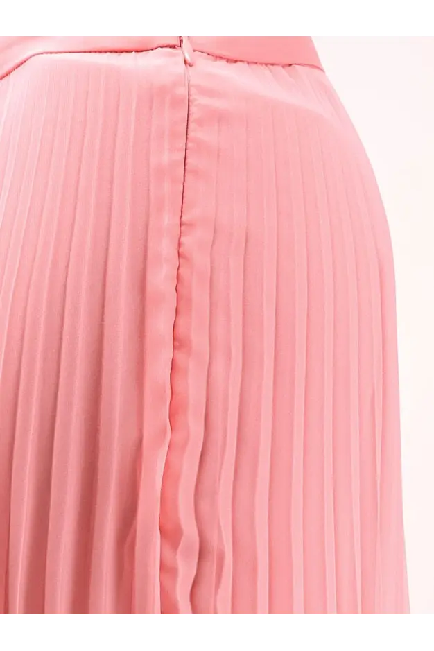 Max mara women’s mxegrembo pleated trousers pink shown from the back with soft flowing fabric and central seam