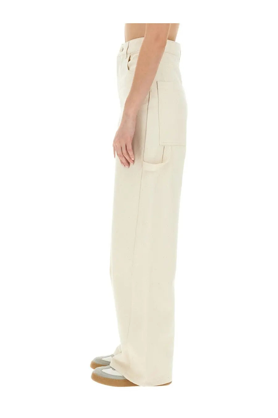 Max Mara women’s wide cream-colored trousers with minimalist design and subtle front pockets in white fabric