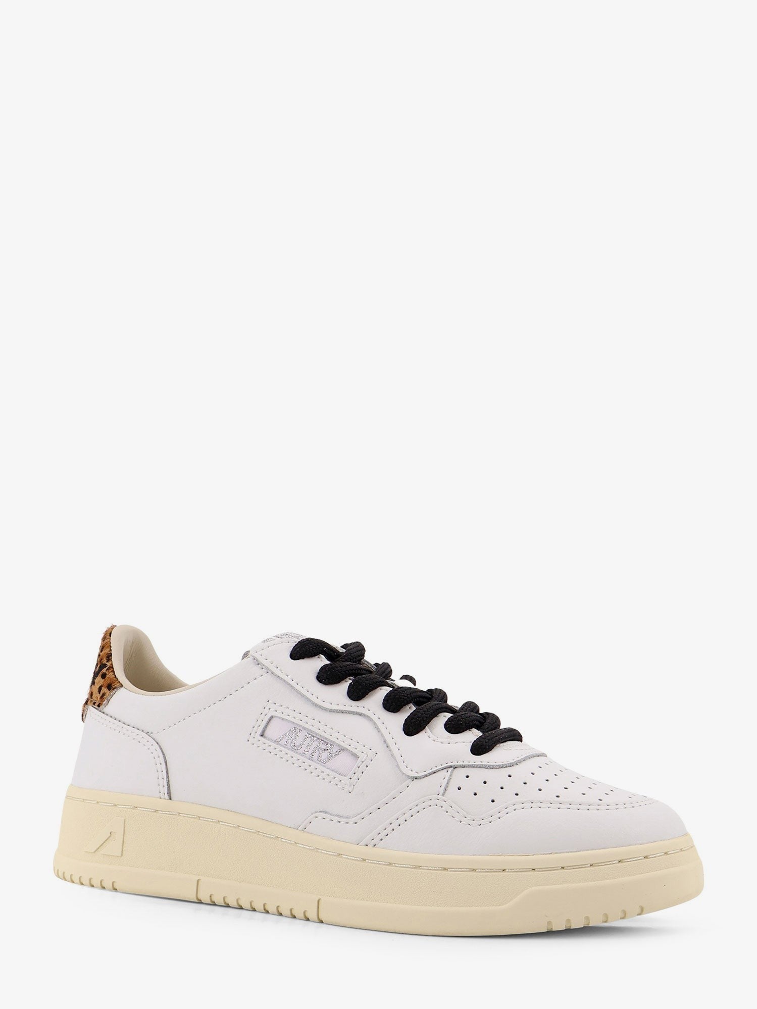 AUTRY Women's Medalist Leather Sneakers White