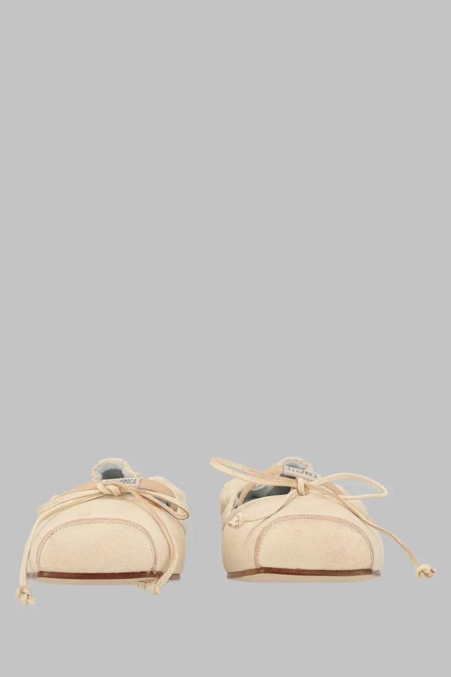 Cream-colored suede loafers mm6 maison margiela women’s ballerina in pelle con punta squadrata beige with brown sole