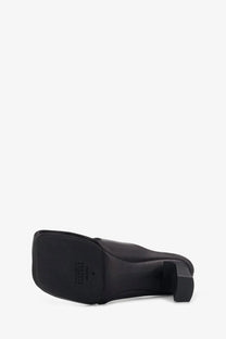 Mm6 maison margiela women’s black leather ankle boot with square heel and minimalist design