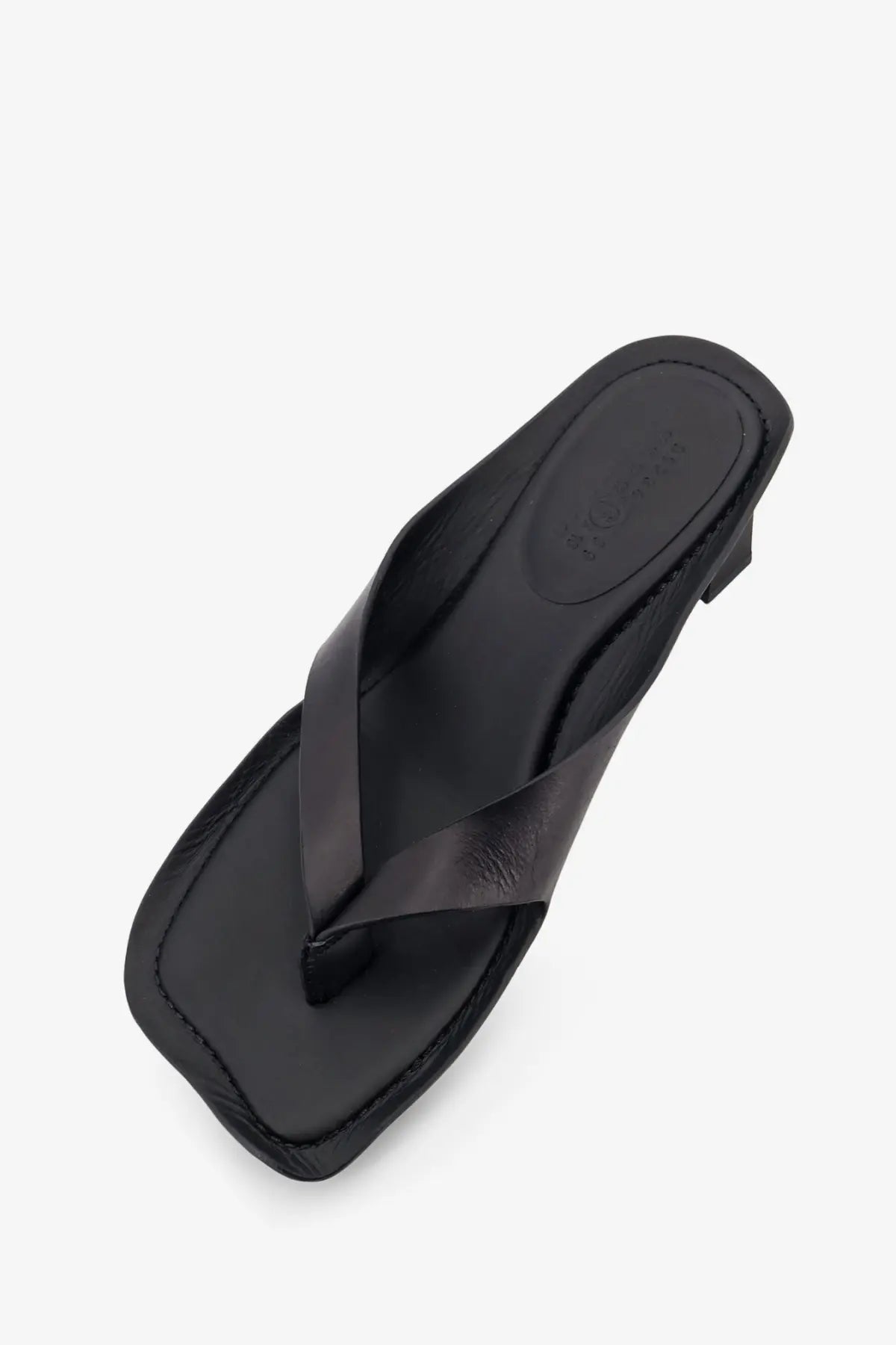 Mm6 maison margiela women’s black leather sandals featuring a square toe flip-flop design with a low heel