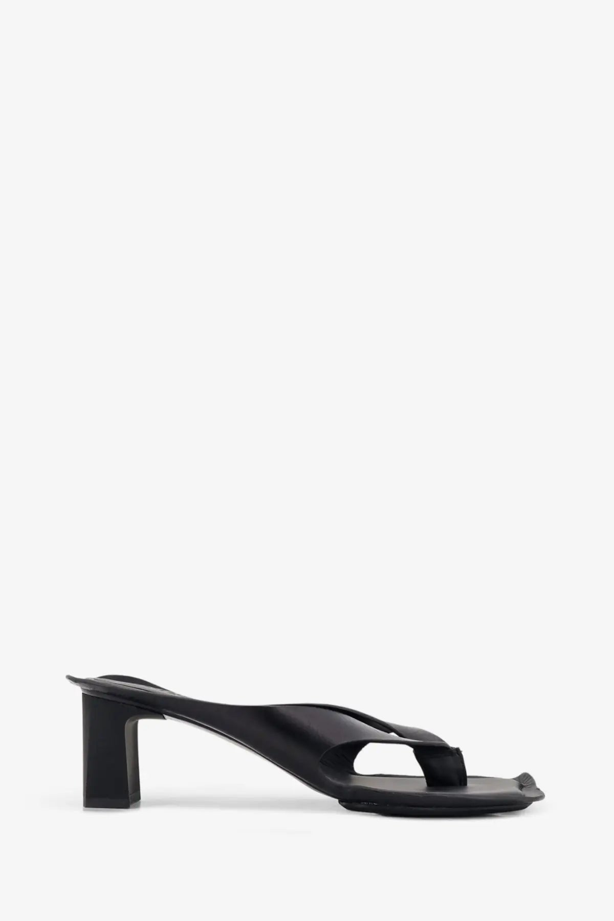 Mm6 Maison Margiela women’s black leather mule sandal with block heel and minimalist design front view